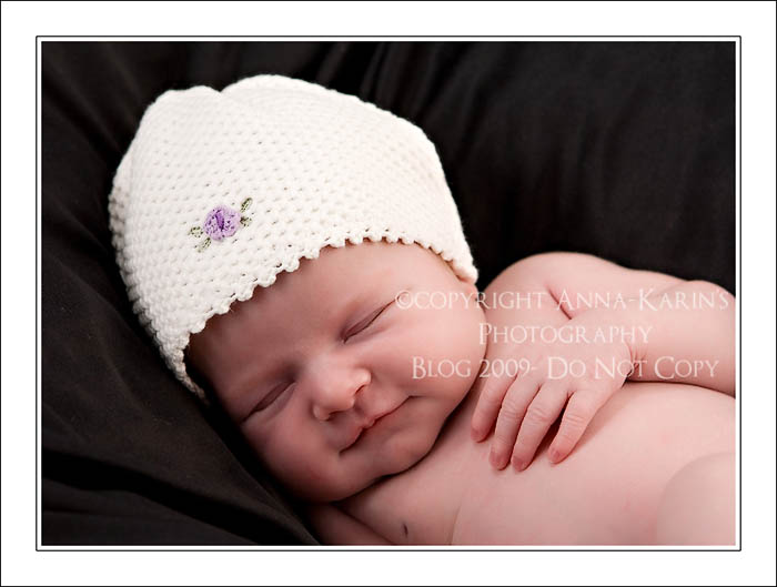 baby girl. photographer-aby-girl-hat