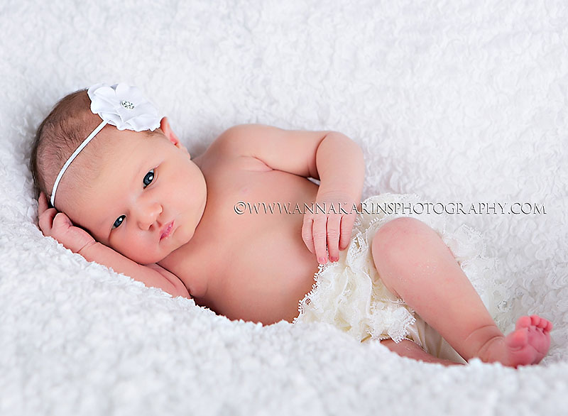Newborn baby girl, baby girl with flower head band,